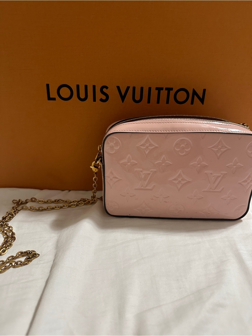 Louis Vuitton Pink Vernis Monogram Crossbody with Gold Chain Strap